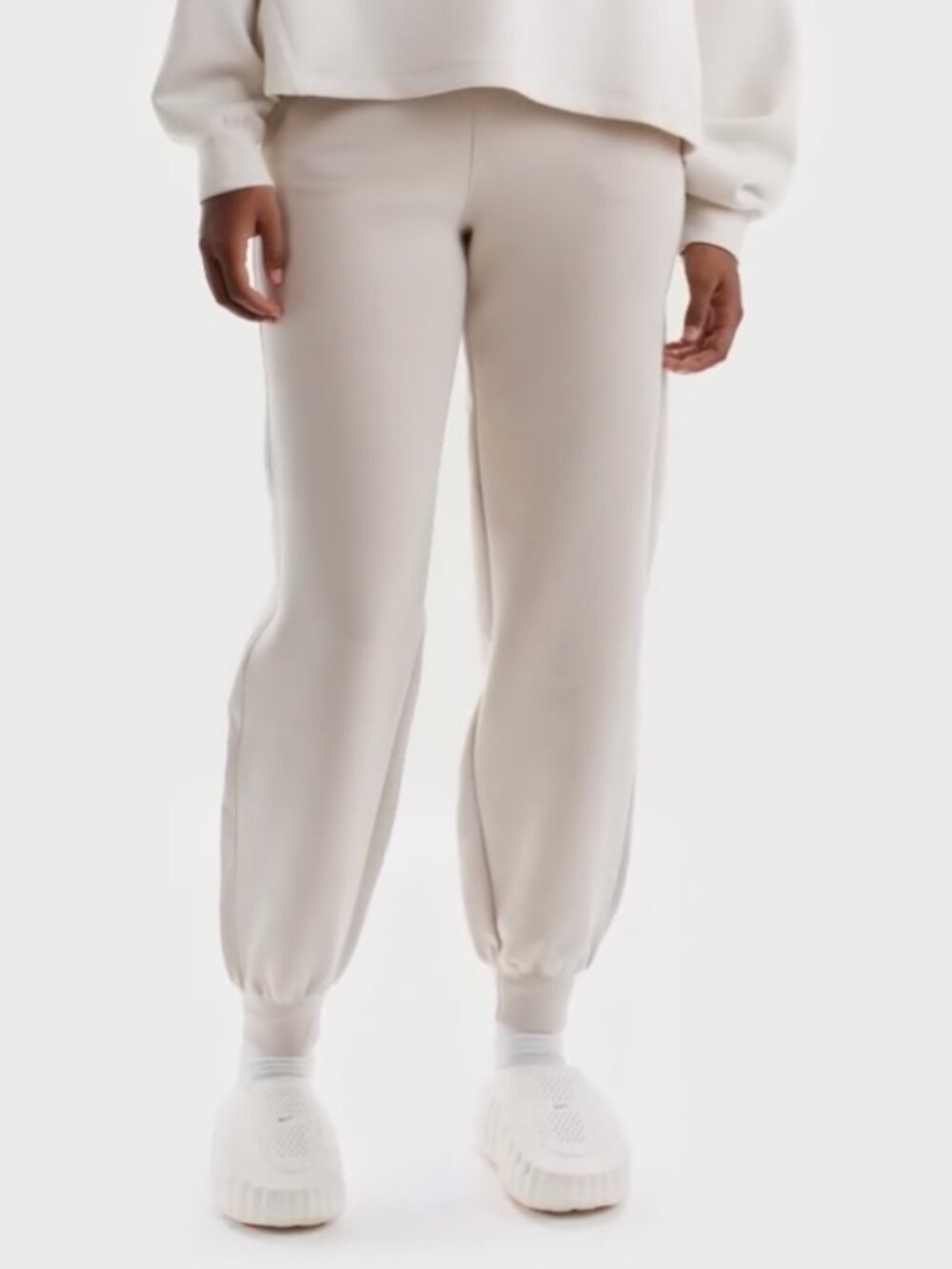 Nike 24.7 ImpossiblySoft Dri-FIT Joggers, Cream, Women’s M